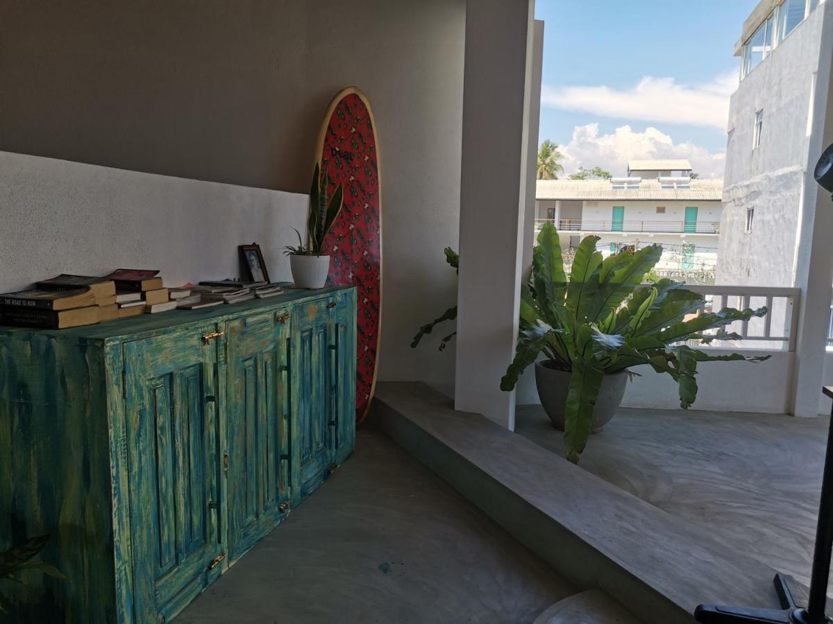 Mountain Wave Hotel And Surfshop Hikkaduwa Dış mekan fotoğraf